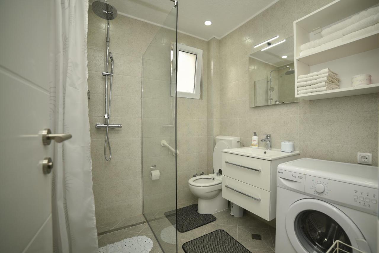 Apartman Slatki Dom 1 Saraievo Exterior foto