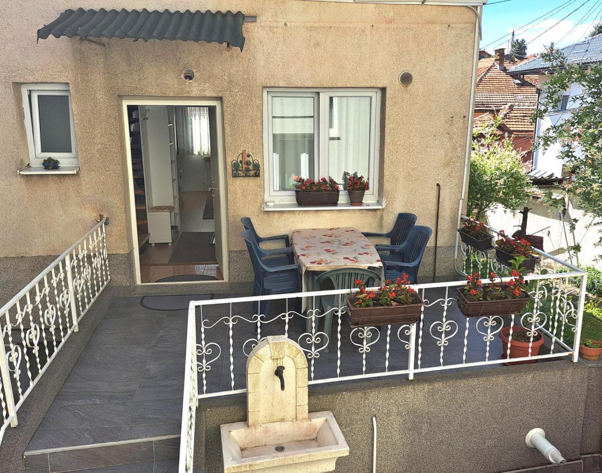 Apartman Slatki Dom 1 Saraievo Exterior foto